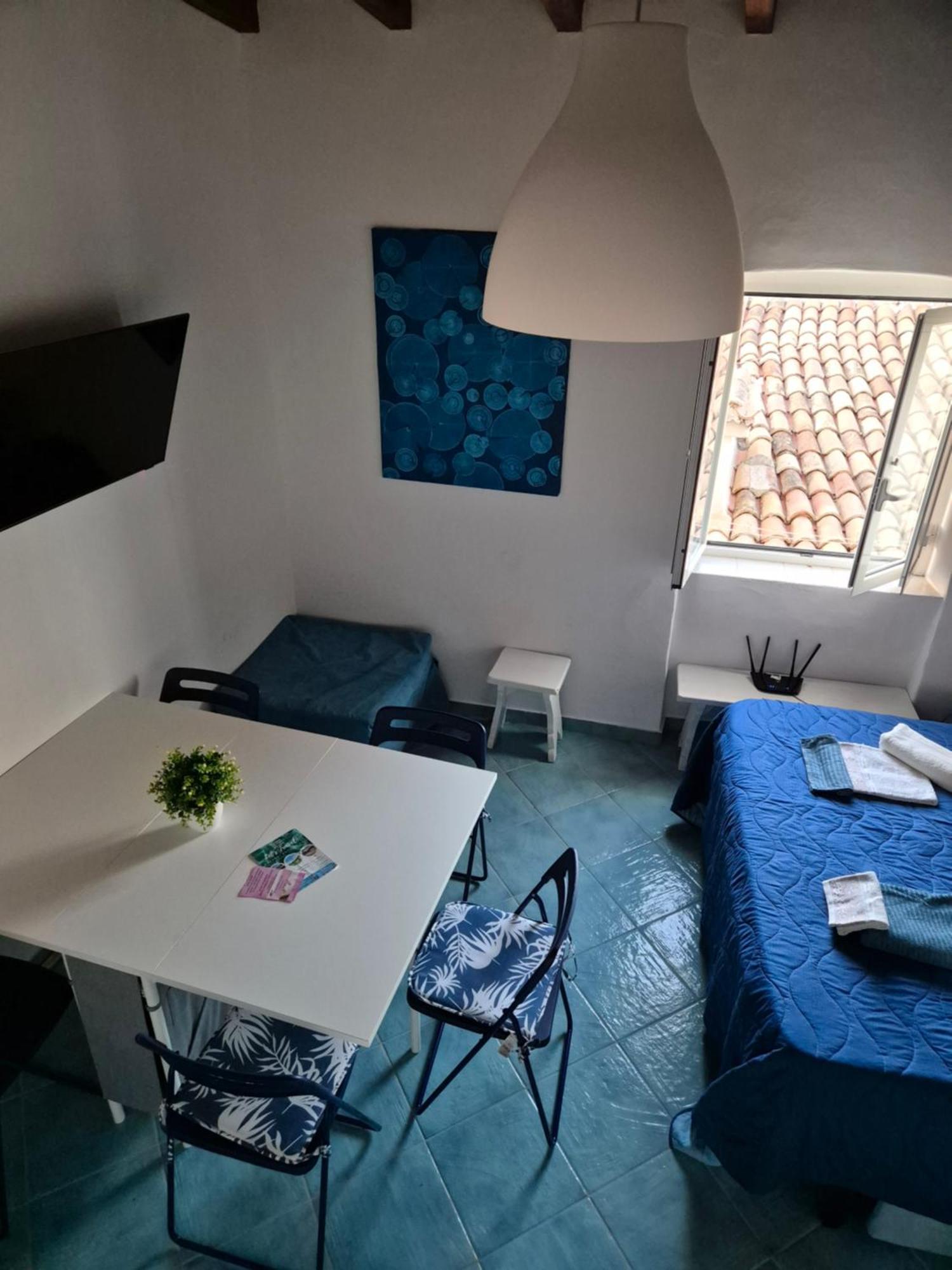 Clizia Storia & Mare Apartment *
